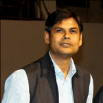 Dr Vivek Vijay